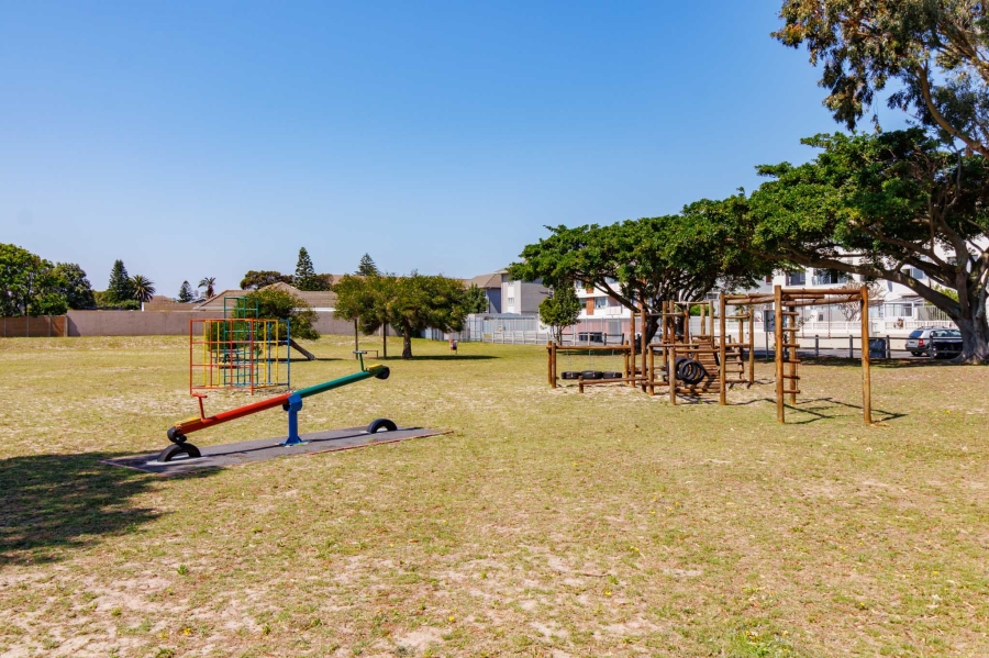 To Let 1 Bedroom Property for Rent in Lagoon Beach Western Cape